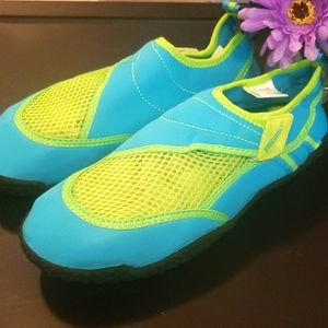Brand NEW! Women's Water Shoes